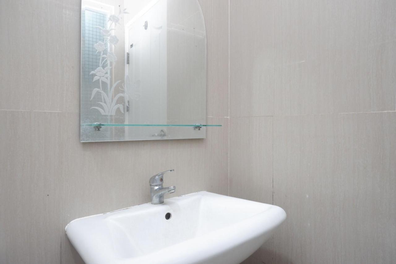 Reddoorz Near Jogja City Mall Melati Chambre photo